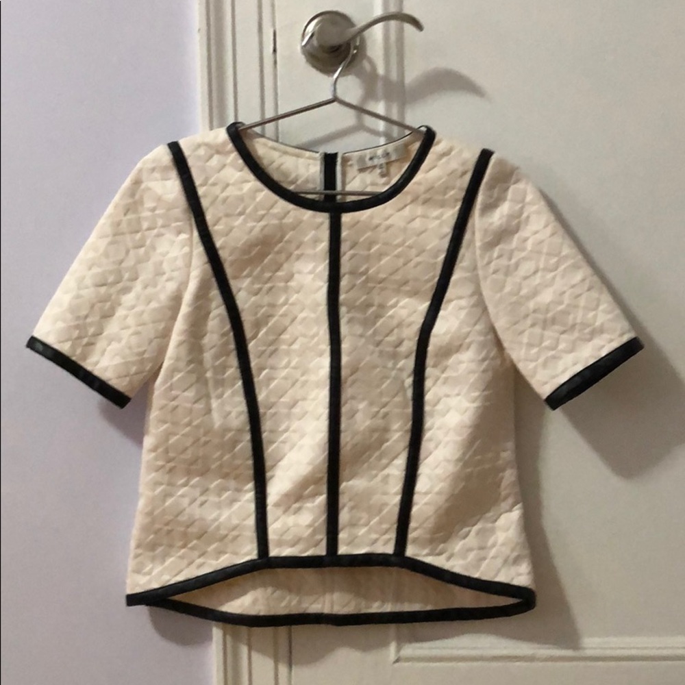 Milly toon in B&W, textured material